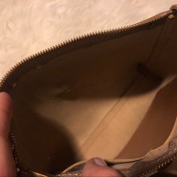 Like New Jcrew Leather Crossbody - Picture 6 of 7